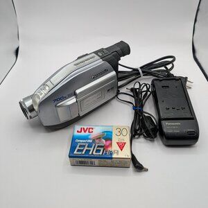 Vintage Panasonic PV-L353-K Palmcorder Camcorder VHS-C 700x Digital Zoom TESTED